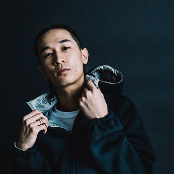 tofubeats 3rdアルバム『FANTASY CLUB』発売記念インストアイベントに