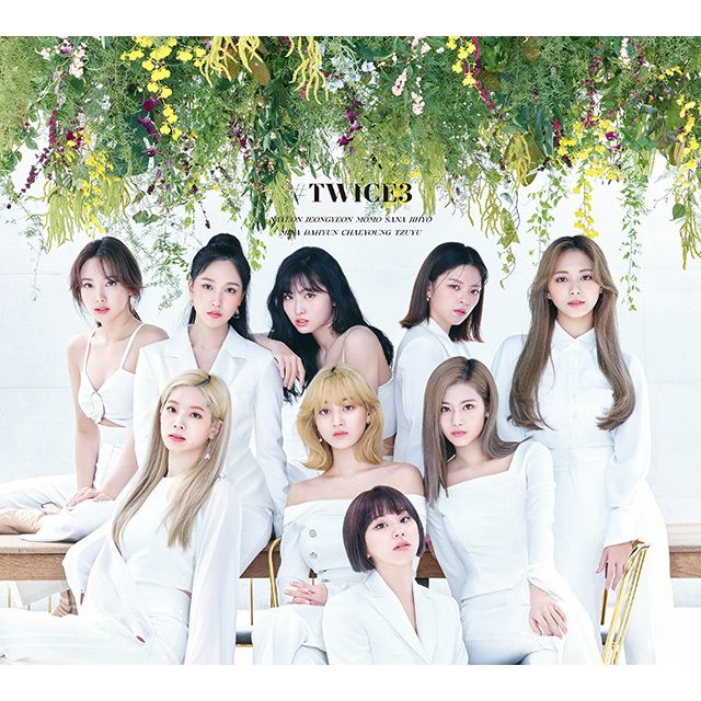 TWICE 3rd BEST ALBUM 「#TWICE3」初回限定盤A＋B TWICE「#TWICE3(初回限定盤A)」 | Warner Music Japan