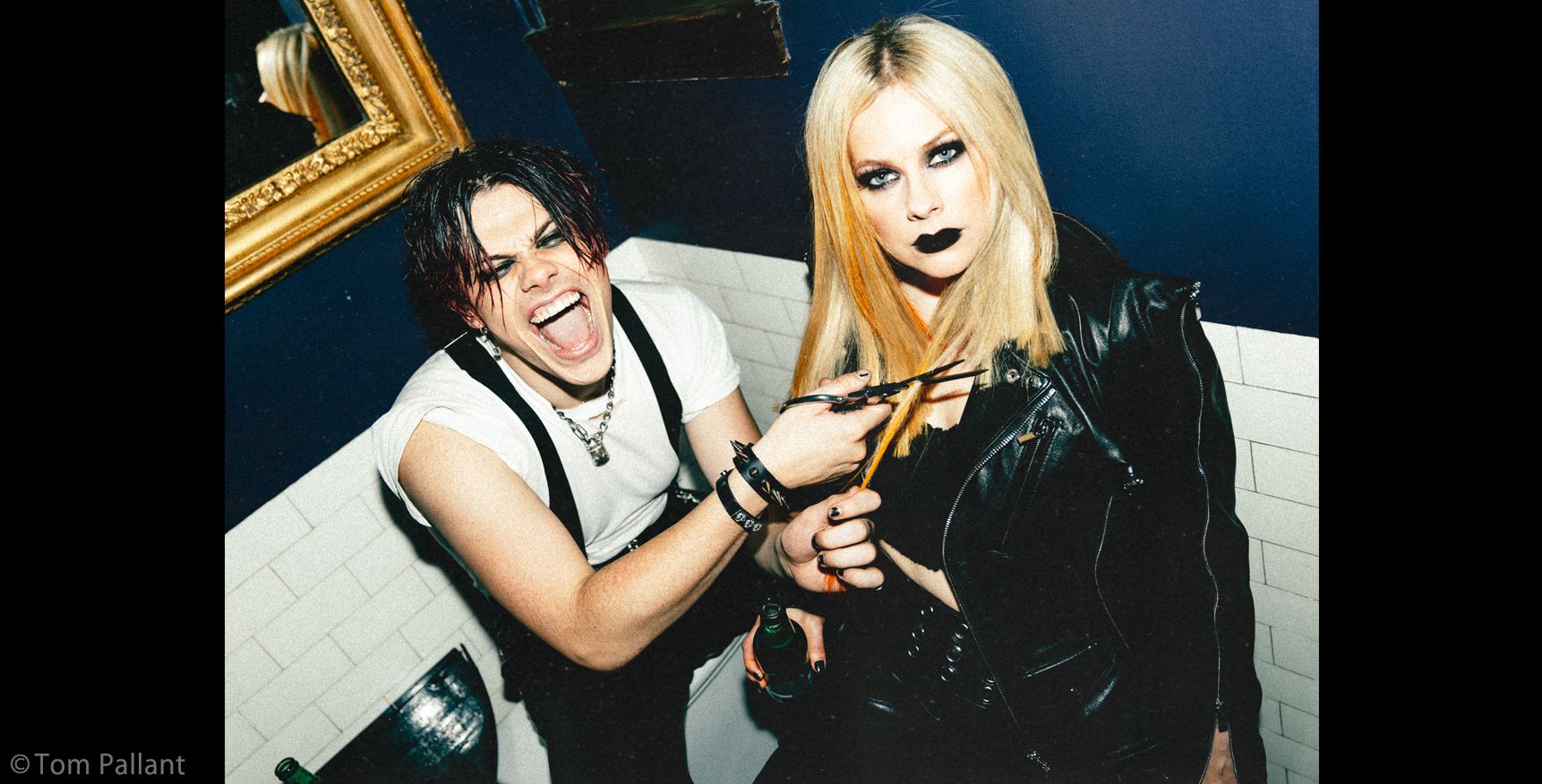 artist-img-format_AvrilLavigne_2022.jpg