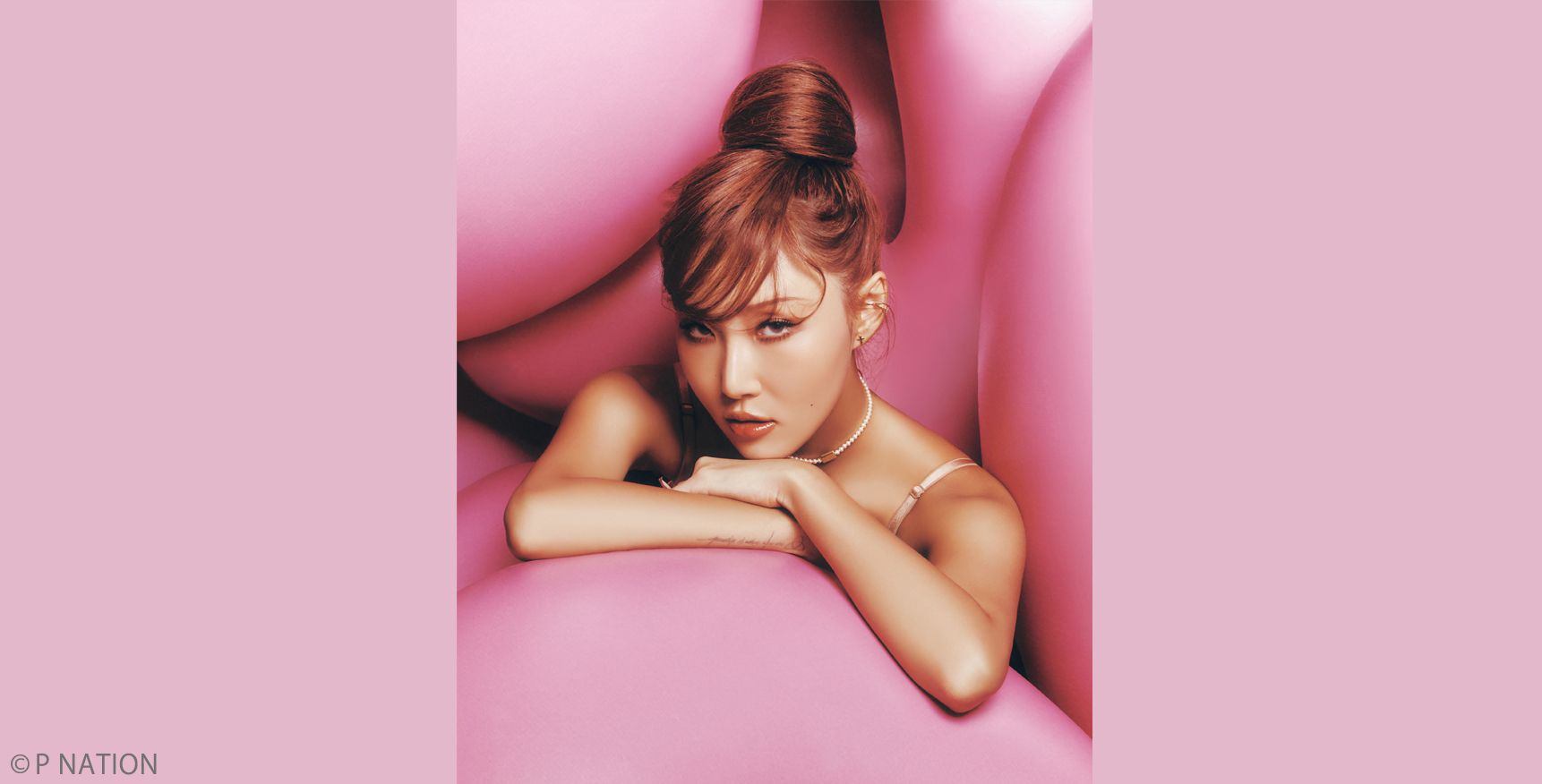 artist-img-format_hwasa_2023.jpg